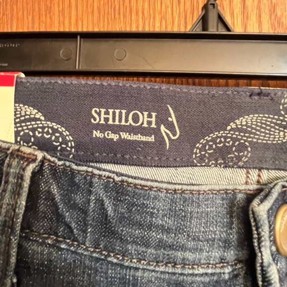 Ladies new wrangler jeans size 9/10 X 34 - Picture 7 of 8